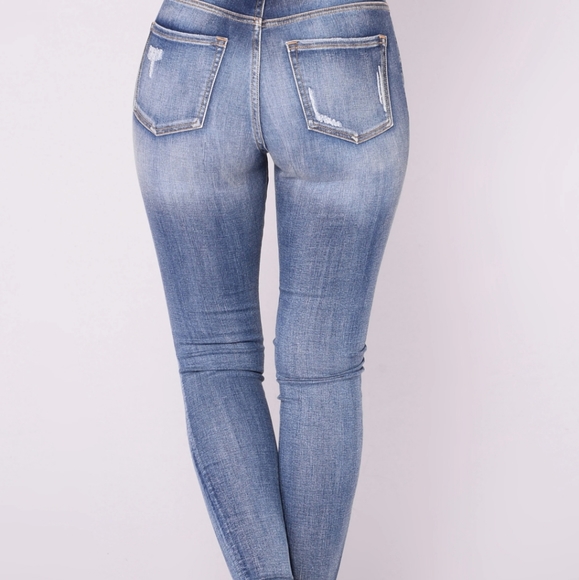 Smiley High Rise Distress Jeans Medium Wash- 9 - Picture 5 of 6